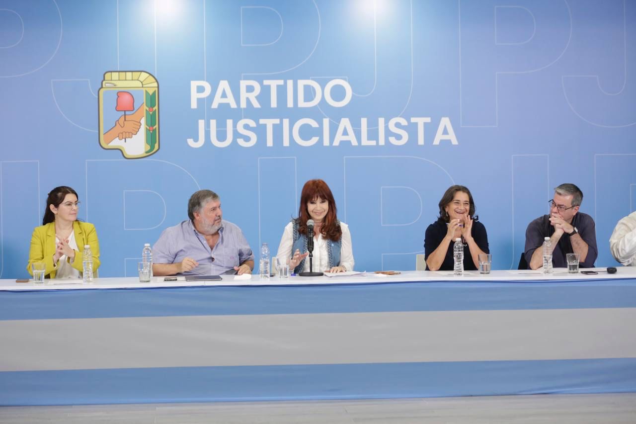 El PJ renueva su estructura con Cristina al mando, mientras la interna peronista se profundiza