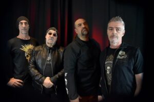 Gustavo Rowek llega con su tributo a la emblemática banda V8