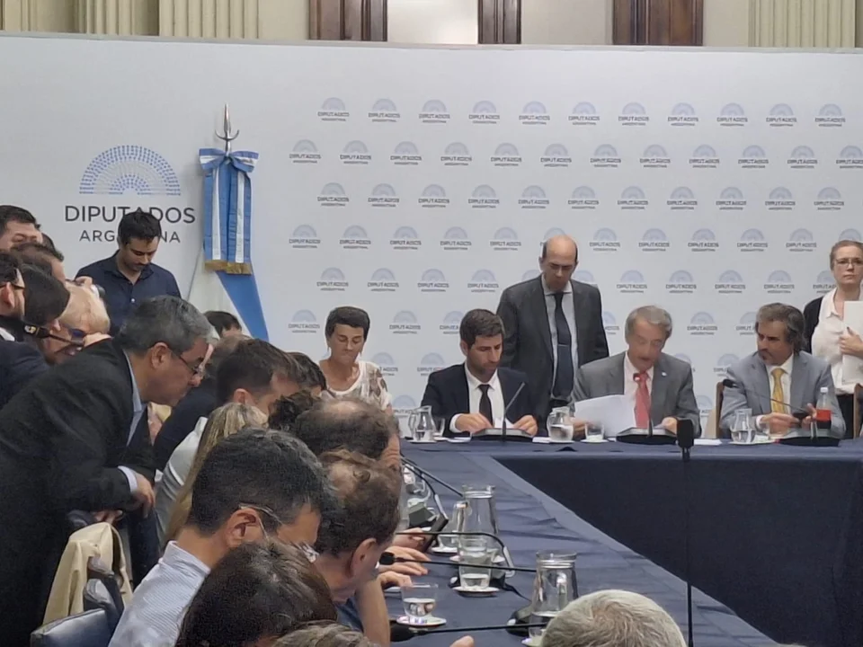 Diputados: la oposición logró dictaminar los proyectos sobre el Criptogate $Libra en Diputados