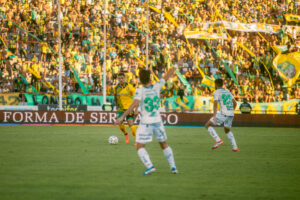 Aldosivi no juega mal pero no gana