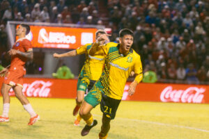 En su partido  10 Aldosivi ganó en la “casa del 10”