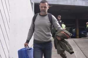 Yllana hace las valijas despedido de Aldosivi