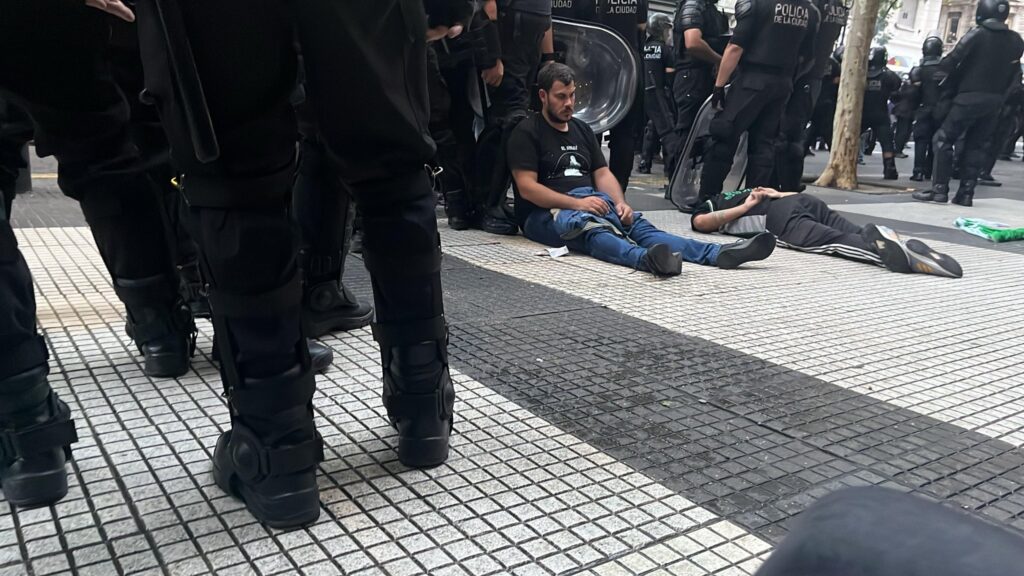 Liberan a la mayoría de los detenidos y el Gobierno habla de “una especie de golpe de Estado”