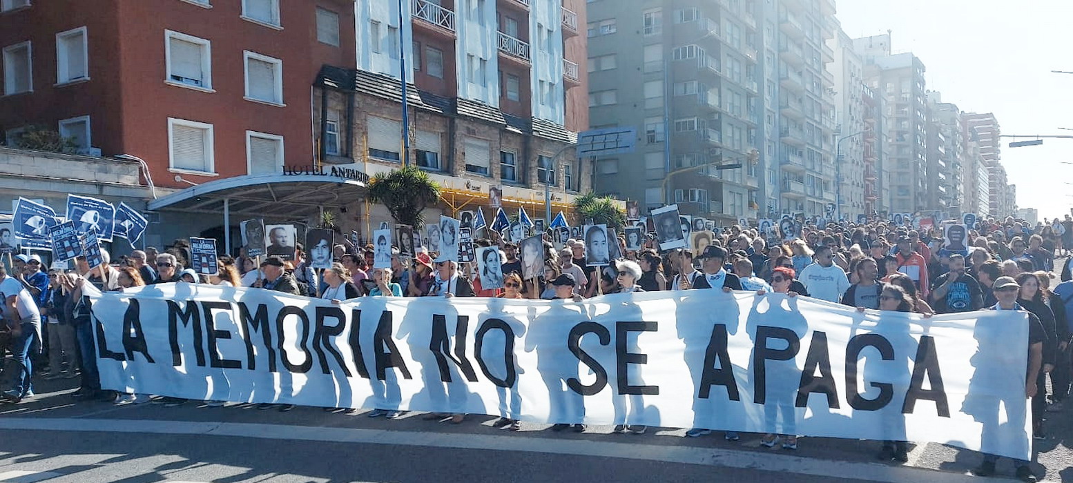 Fuerte presencia opositora se volcó a las calles con duras expresiones hacia el oficialismo