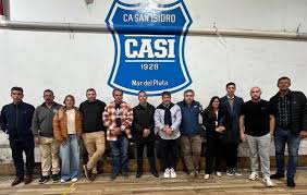 «En San Isidro coincidimos dirigentes de distintos partidos políticos» (Andrés Saravia)