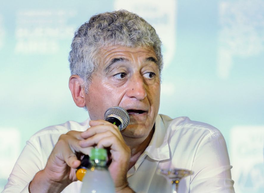 Los intendentes bonaerenses respaldan a Kicillof en abierto desafío a CFK