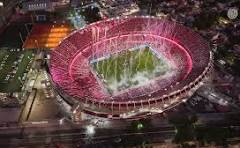 River tu grato nombre: No es por ahí; aburguesado, burócrata y ostentoso