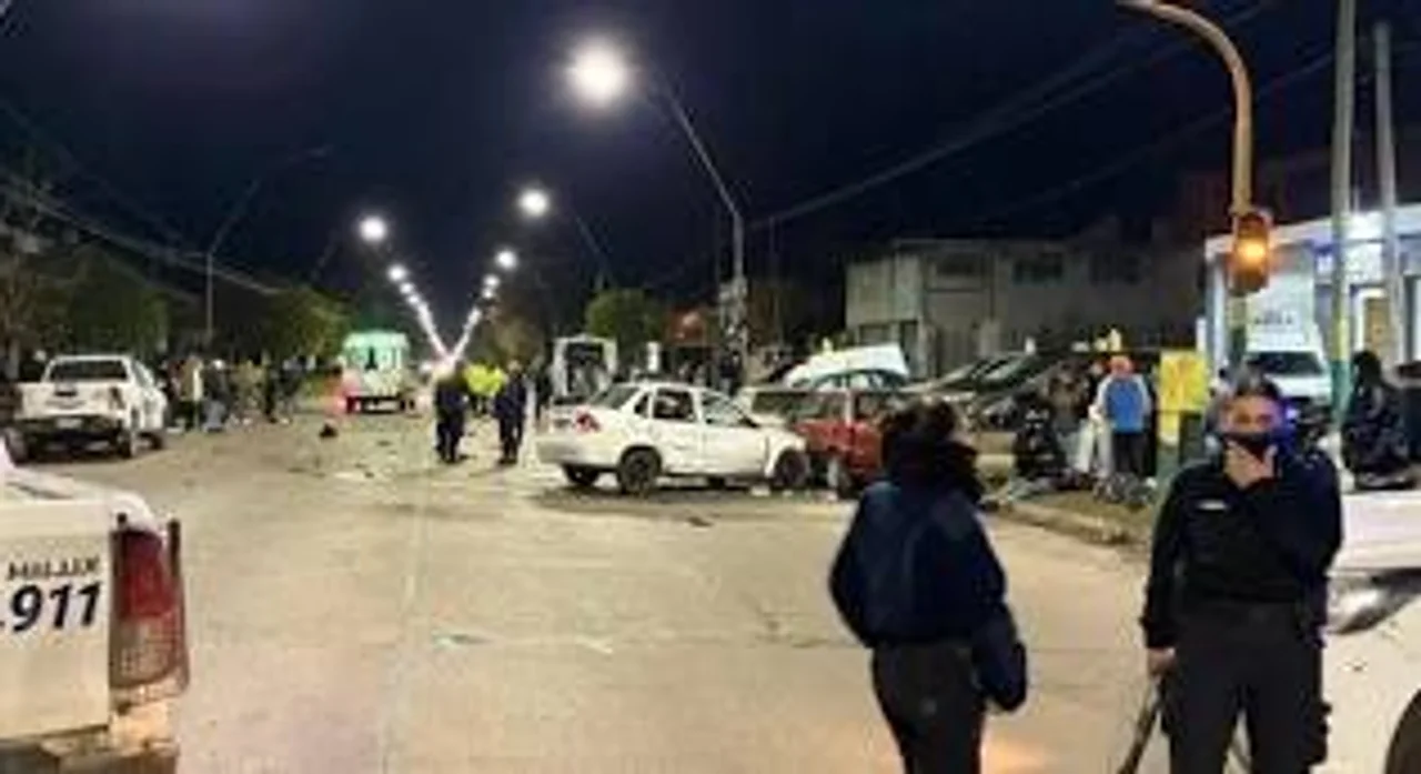 Caos vial: Sólo uno de los 7 motociclistas heridos tenía el carnet en regla en Fortunato De la Plaza y Talcahuano