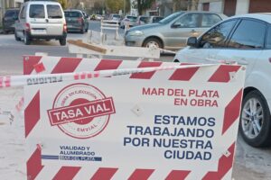 El asfalto electoral financiado por la sobretasa al combustible: Salvavidas económico para la campaña política oficial