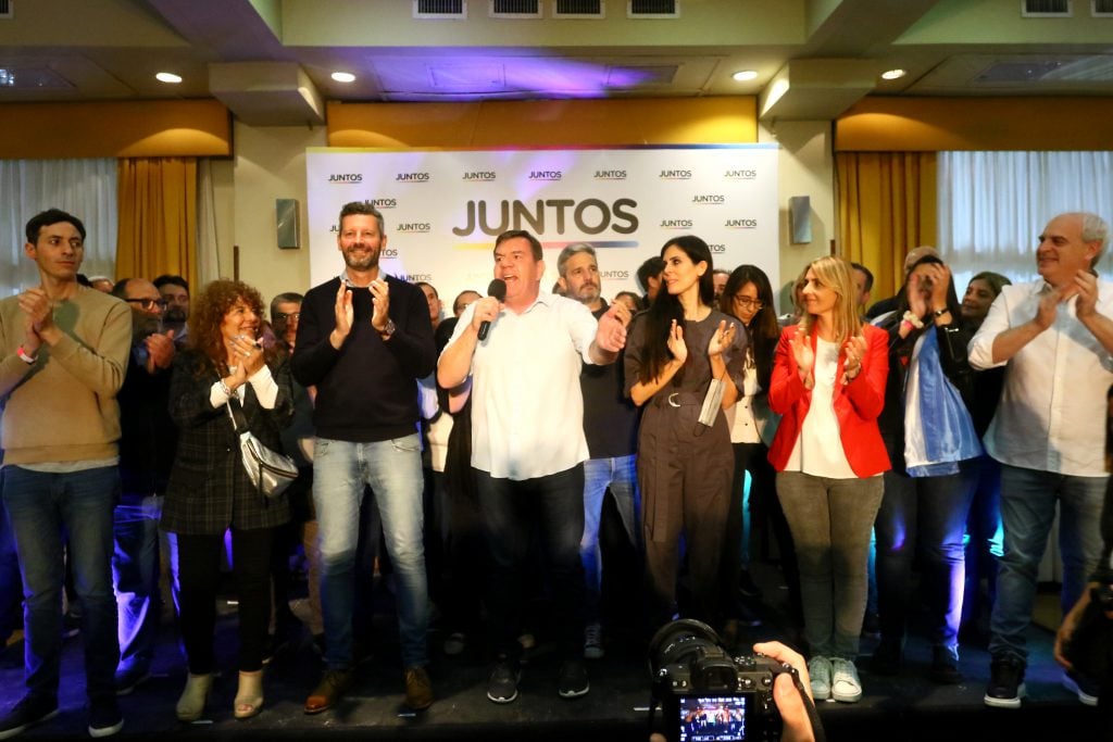 Armado de listas: La paradoja de más de lo mismo; El absurdo de Muro en Mar del Plata con el escudo de Montenegro