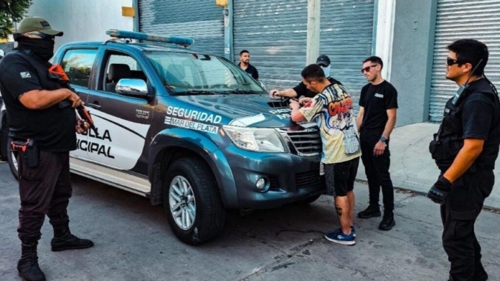 Freno a Montenegro: La Justicia ordenó limitar los operativos de la Patrulla Municipal sobre personas en situación de calle