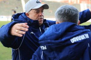 Vázquez (DT Alvarado ) “ Supe que Bergara se fue por los dirigentes porque conmigo no habló”