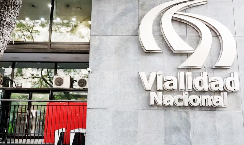 El Gobierno disolvió Vialidad y creó la Agencia de Control de Concesiones y Servicios Públicos de Transporte