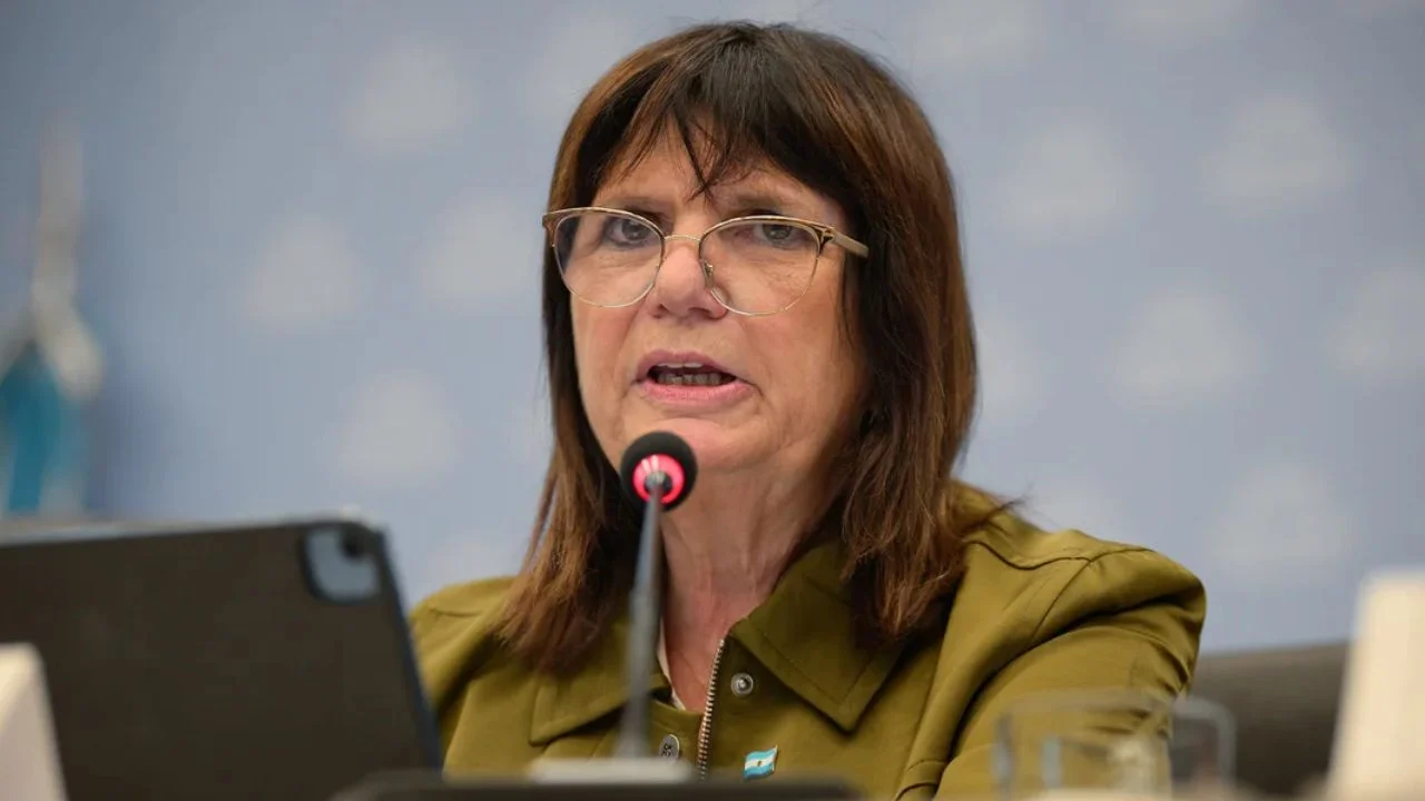 Patricia Bullrich autorizó compras por más de $5.000.000 millones a la droguería investigada por sobornos