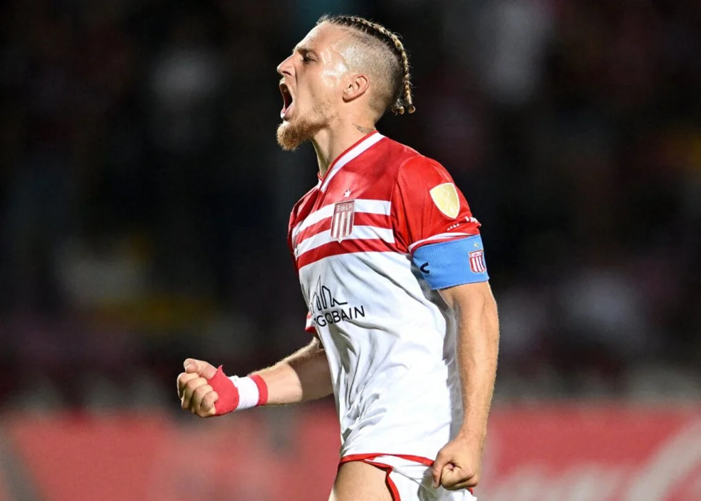 Boca ofreció 2,5 millones de dólares por Ascacíbar y la cesión de Rojo