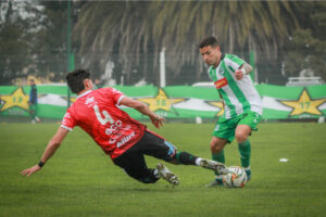 Kimberley enpató con Villa Mitre