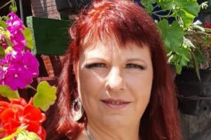 Sandra Lojo presenta su show musical “Cantora”