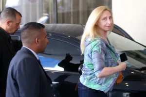 La Justicia ordenó frenar la difusión de los audios atribuidos a Karina Milei