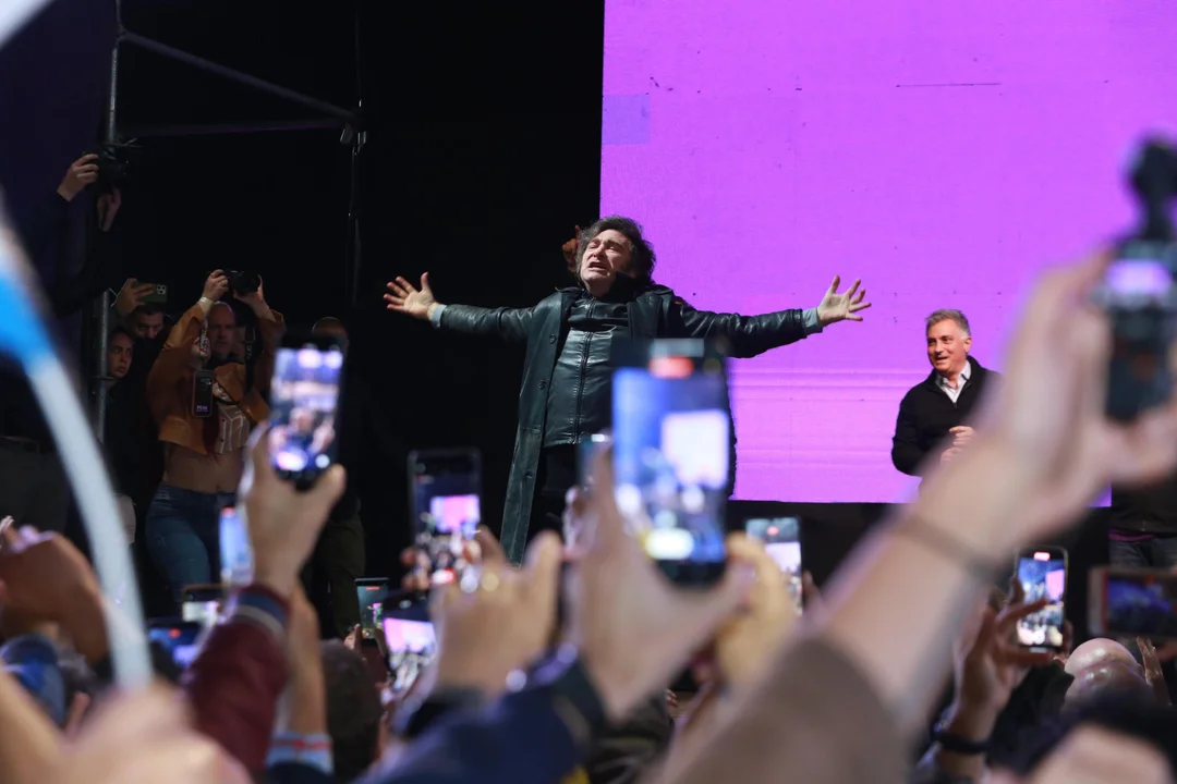 Javier Milei felicitó a las fuerzas federales por «el mejor operativo de la historia» en Moreno
