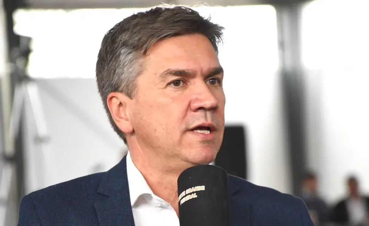 Cruces políticos en Chaco: Acusan a Zdero de “ensombrados y fiestas”