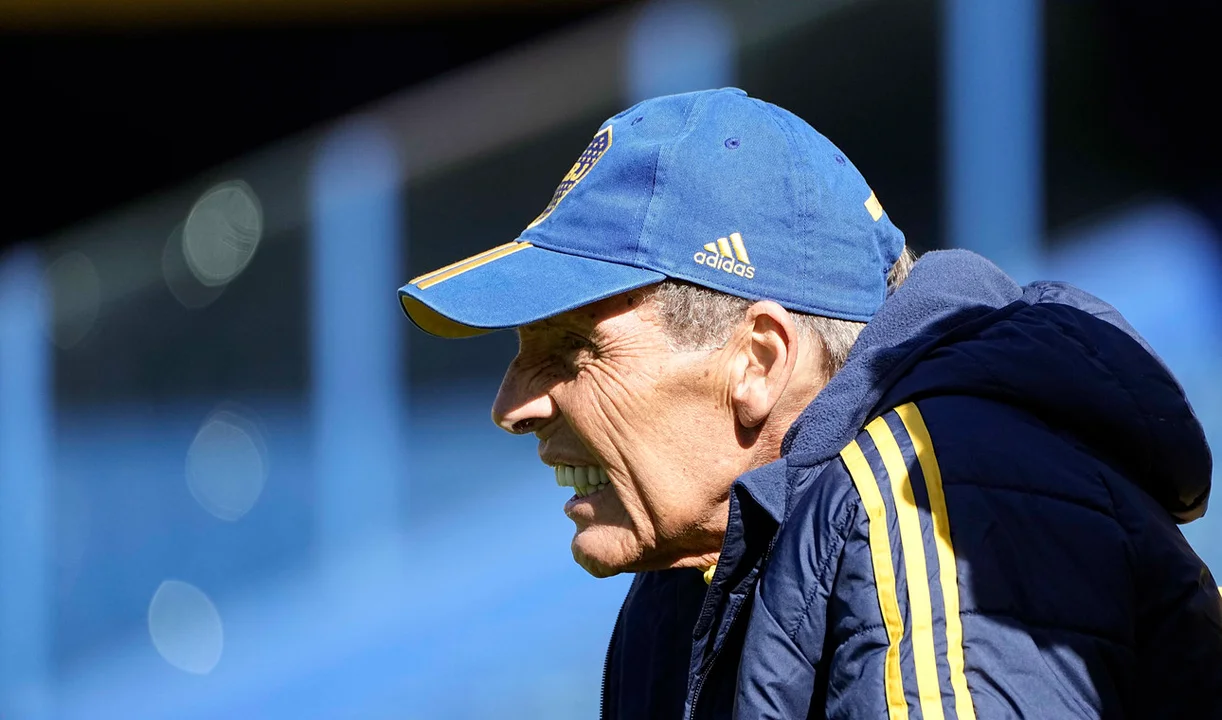 “Esto no puede volver a pasar en Boca”: Russo le marcó la cancha a Palacios tras su enojo