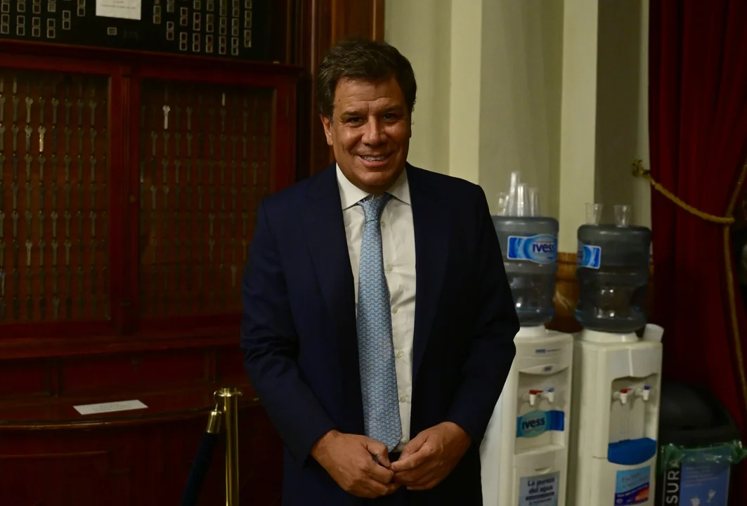 Facundo Manes cuestionó acuerdo del gobierno con FMI y advirtió: “Hunden el barco y festejan los salvavidas”