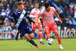 Alvarado logró ganar y se esperanza con la permanencia