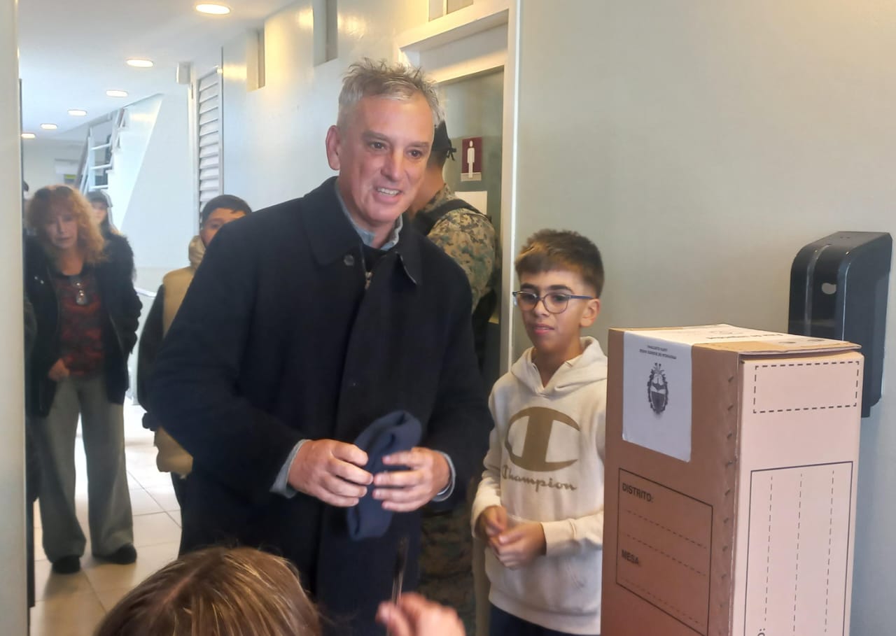 Votó Marcelo González: «Mar del Plata esta de pié»