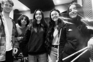 Paranoir, Buscando lo Abstracto y Mil Puertas, este viernes en “Rock de acá”