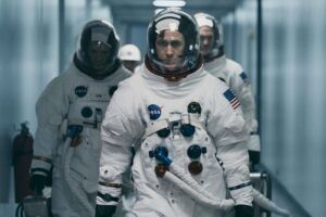 "El primer hombre en la luna".