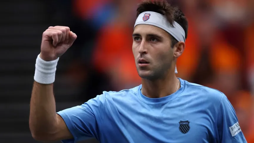 Davis: Argentina 2-0 ante Países Bajos; Mañana Zeballos puede definir la serie