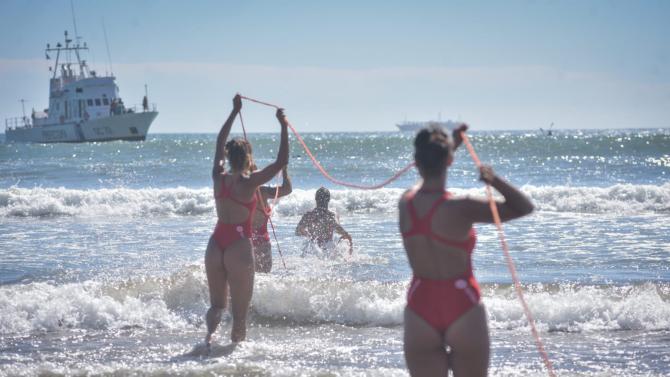 Se inicia el operativo seguridad en playas para la temporada 2025/26