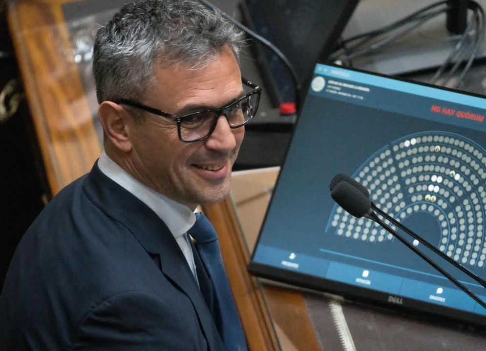 Fracasó la sesión en Diputados por falta de quórum tras las inasistencias de Caputo, Lugones y Karina Milei