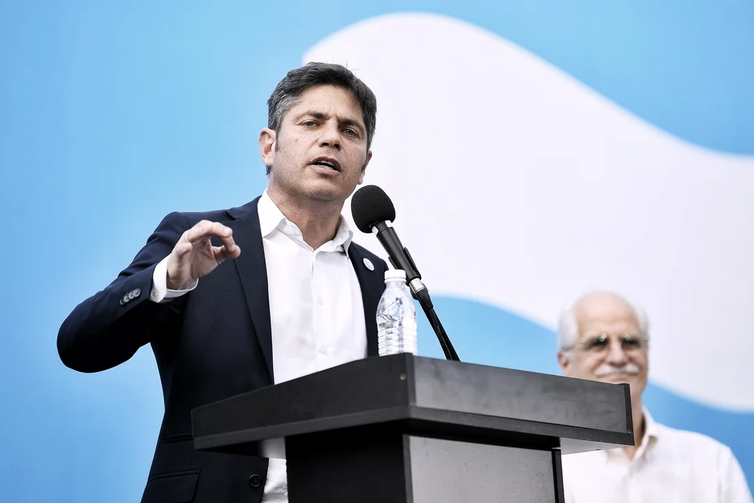Kicillof dijo que el gobierno de Milei es una “estafa” de Tik-Tok y apuntó contra Caputo: “Se timbea el país”