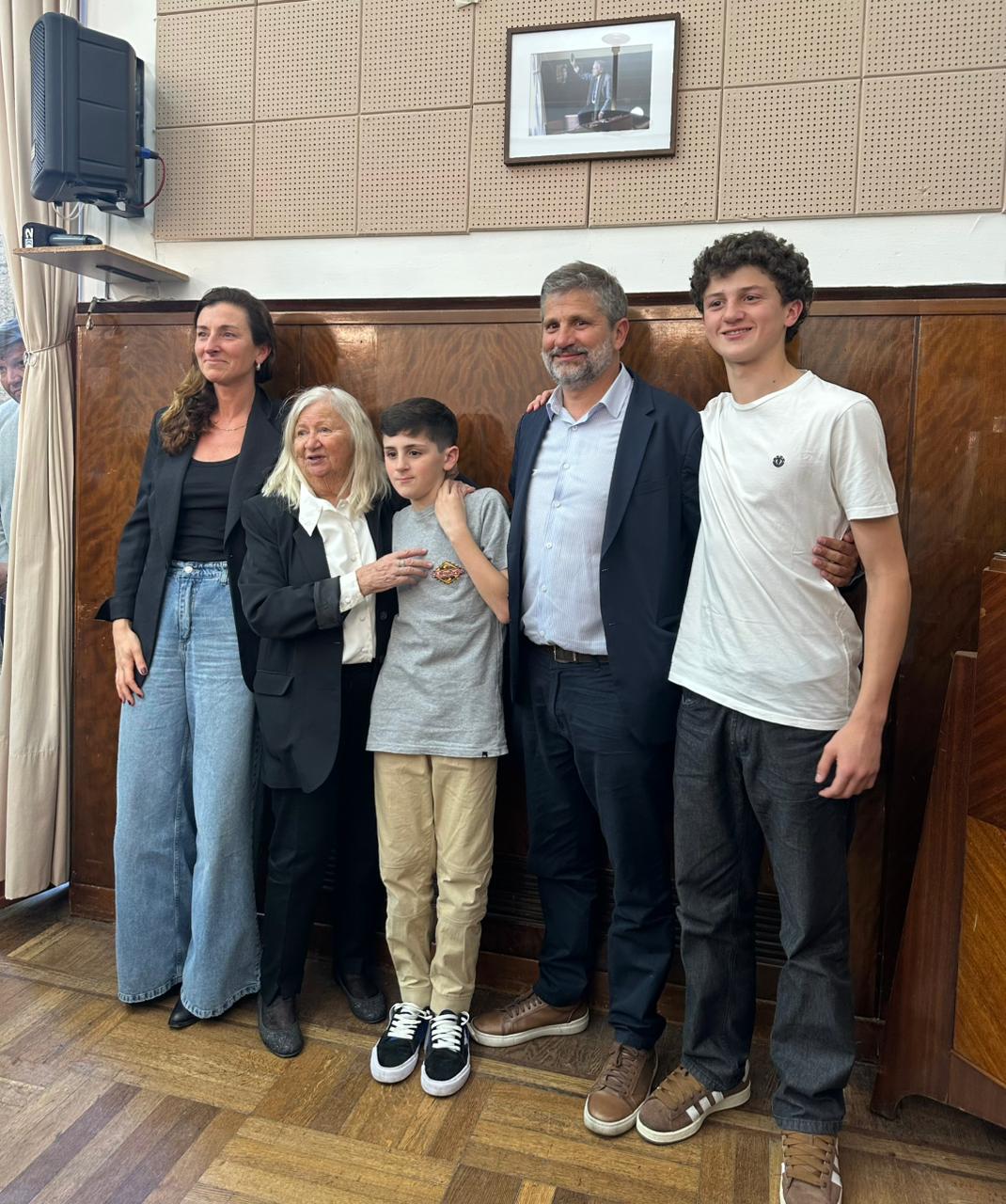 Emotivo acto de reconocimiento al periodista Vicente Luis “Cholo” Ciano