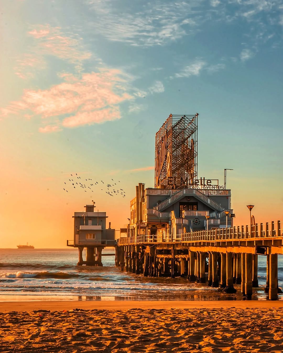 El Muelle Restaurante: Mar del Plata recupera su popstal más clásica