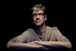 Javier Botet.