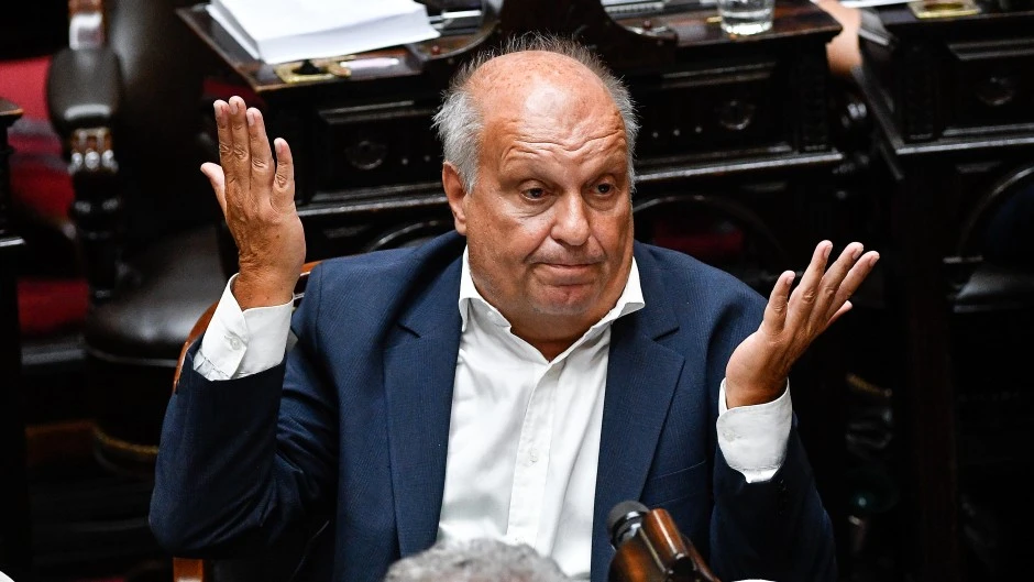 Mauricio Macri ahora pide el lugar de Scioli para Hernán Lombardi