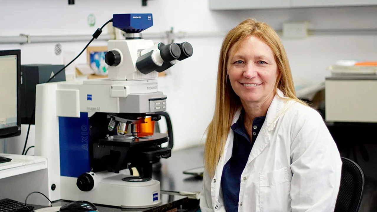 ¿Quién es la marplatense y qué investiga la científica premiada del CONICET?