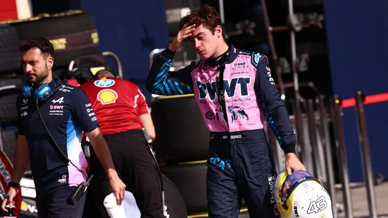 Colapinto fue penalizado pero conserva su puesto 15º para largar esta madrugada