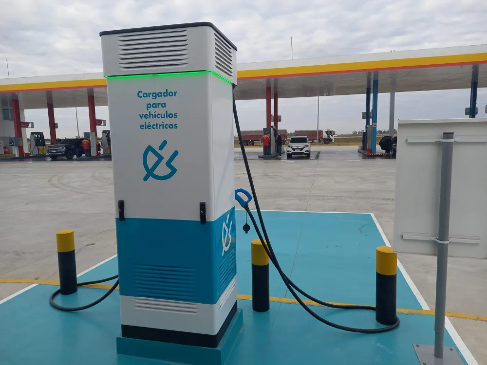 Construirán en Balcarce la primera dársena de carga para autos eléctricos