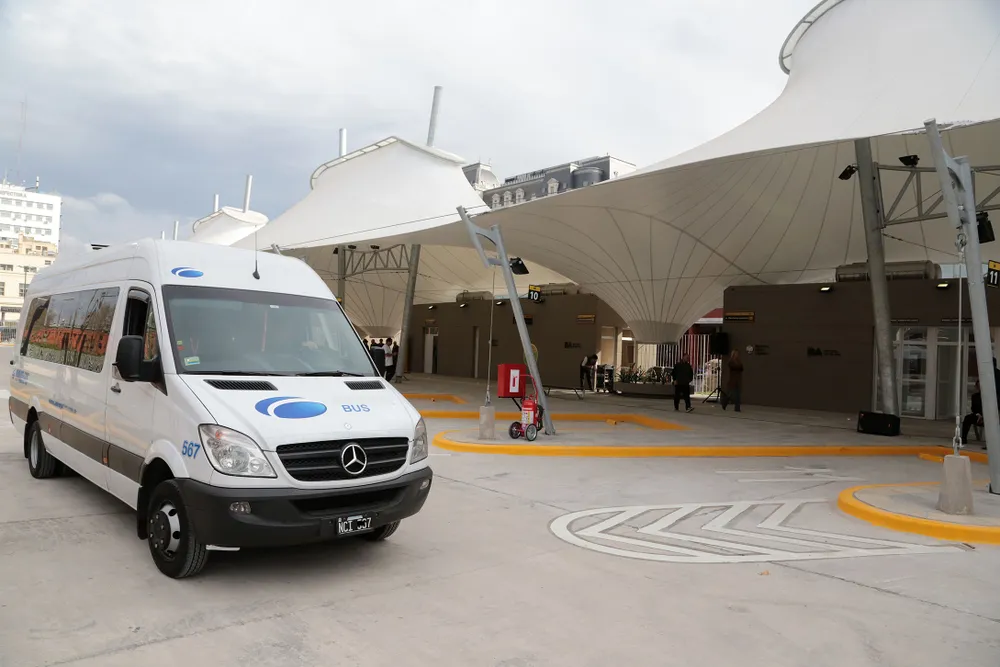 Flexibilizan requisitos para los servicios de transporte automotor de pasajeros