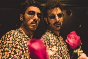 “Operación Rosa Rosa” se presentará esta noche con su propuesta musical retro