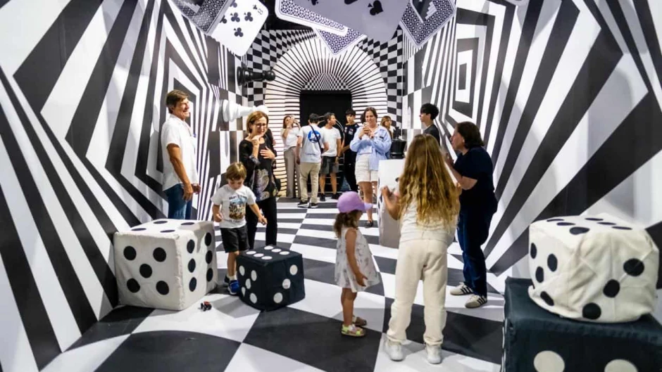 De astillero a salón de eventos y espectáculos: La crisis naval no encuentra su piso