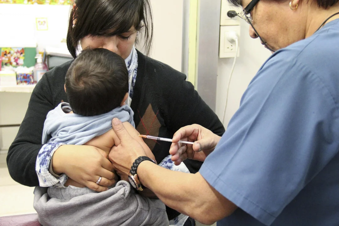 Influenza A H3N2: expertos ponen a las vacunas en el centro de la escena