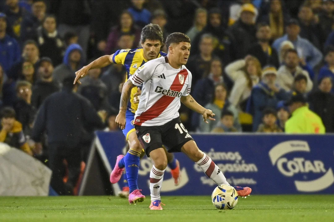 Un jugador de un equipo grande desembarcaría en un campeón argentino de 2025