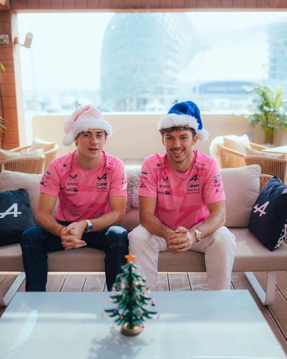 “Feliz Navidad”: el saludo de Franco Colapinto junto a Pierre Gasly