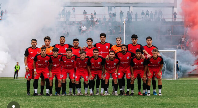 Quilmes canpeón del fútbol marplatense y fin de ciclo como DT para Martín Quintas en MdP