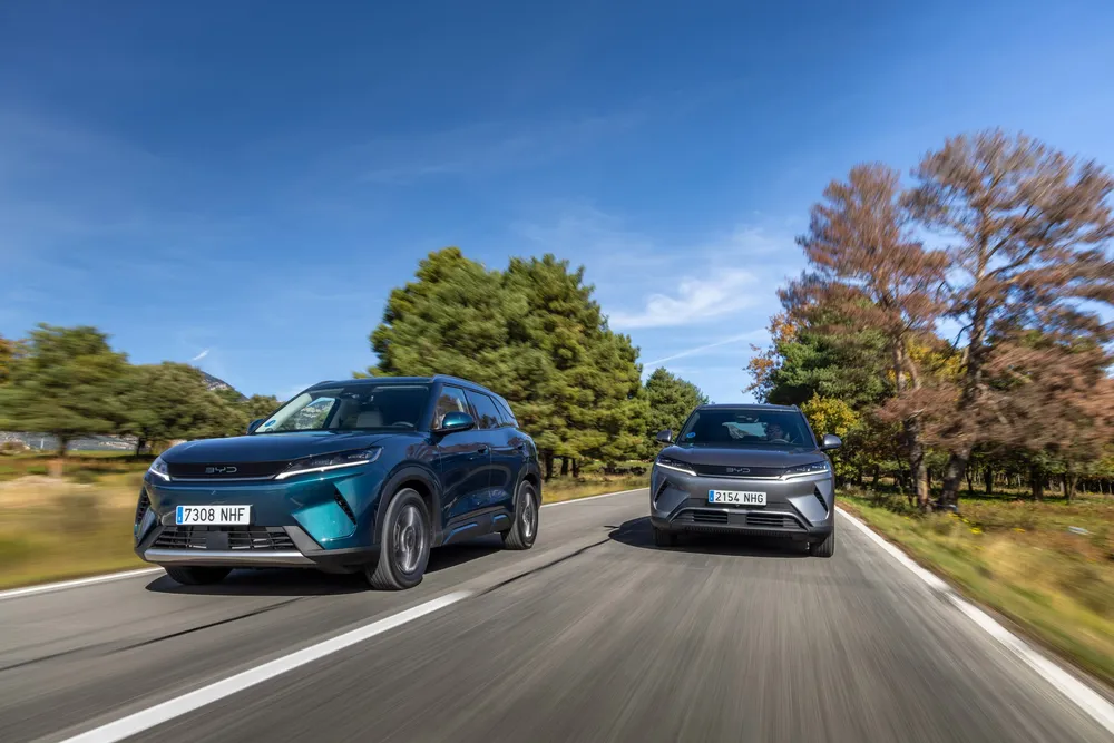 A la playa en un auto eléctrico: cómo cargar en las rutas a la Costa Atlántica