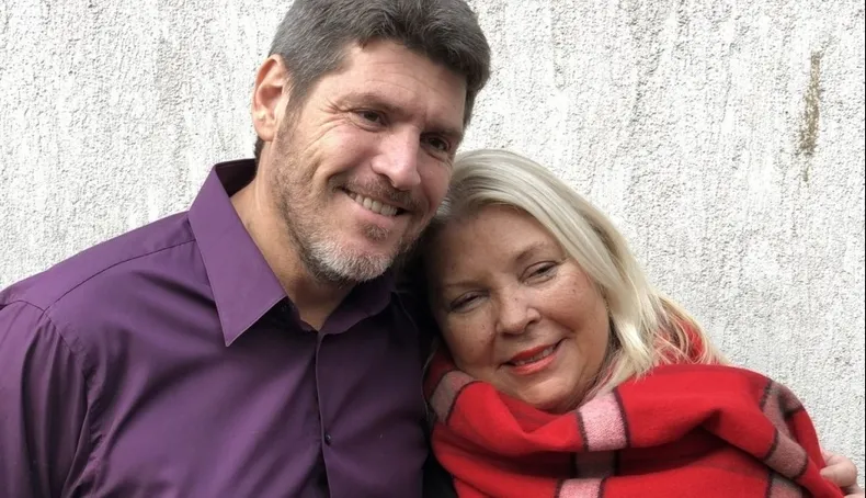 Castello permeable según la banca que sea negocio político: Todo un estilo